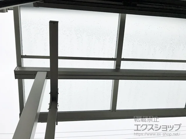神奈川県横浜市のYKKAPのバルコニー・ベランダ屋根 ソラリア F型 屋根タイプ 単体 積雪～20cm対応 施工例
