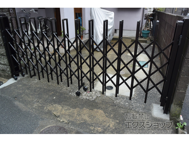 神奈川県横須賀市ののカーゲート トリップゲート RC型 ノンレール 片開き 30S 施工例