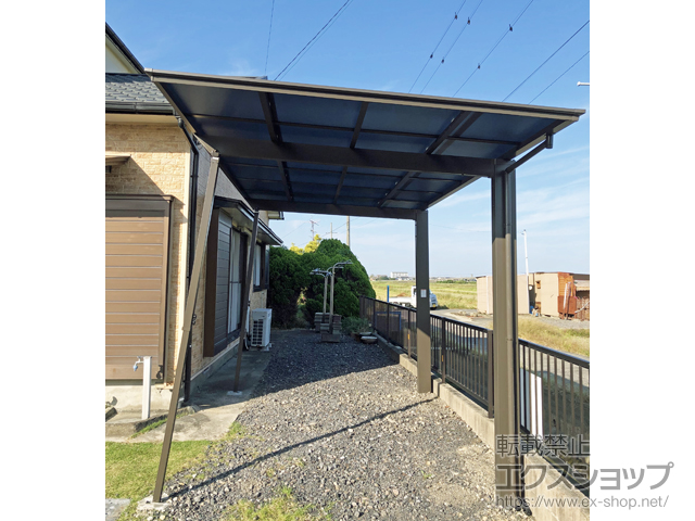 三重県鈴鹿市ののカーポート フーゴF (フラットスタイル) 耐雪風圧強化パッケージ 積雪〜30cm対応 施工例