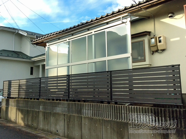 宮城県富谷市ののフェンス・柵 ルシアスフェンスF04型 横板 木目カラー 自由柱施工 施工例