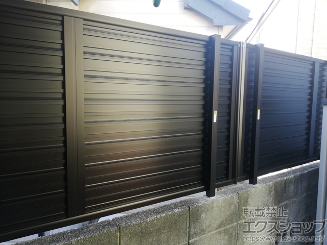 和歌山県和歌山市ののフェンス・柵 シンプレオフェンス5型 横目隠し 自由柱施工 施工例