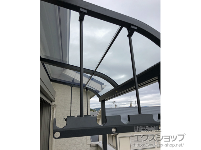大阪府茨木市ののバルコニー・ベランダ屋根 スピーネ R型 屋根タイプ 単体 積雪〜20cm対応 施工例