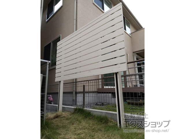 茨城県守谷市ののフェンス・柵 エバーアートフェンス　横板貼　多段フリーポール（パネル1段） 施工例