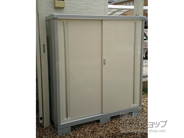 滋賀県野洲市のの物置・屋外倉庫 シンプリー 一般型 1520×905×1603（MJX-159D-P） MJX-159D-P-FW 施工例