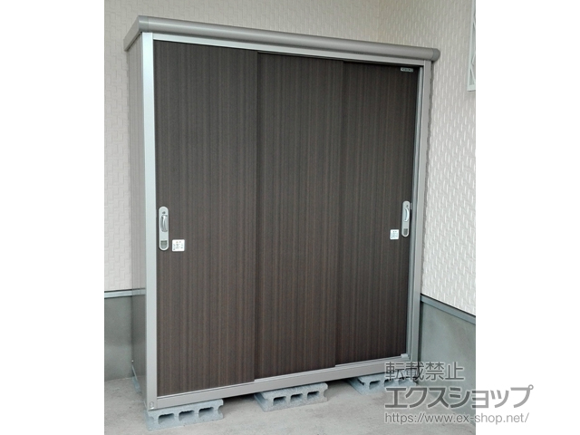 神奈川県高座郡寒川町のの物置・屋外倉庫 エスモ 一般型 1650×650×1959（ESE-1606A） ESE-1606A-DW 施工例