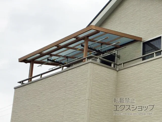 埼玉県春日部市のLIXIL(リクシル)のバルコニー・ベランダ屋根 シュエット 屋根タイプ 単体 積雪～20cm対応 施工例
