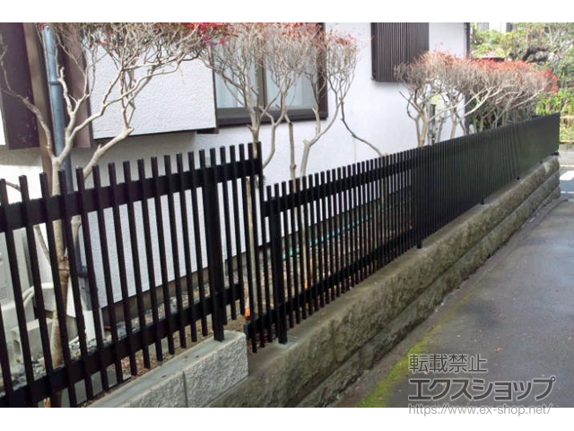 東京都八王子市ののフェンス・柵 カムフィX11型 千本格子 フリー支柱タイプ 施工例