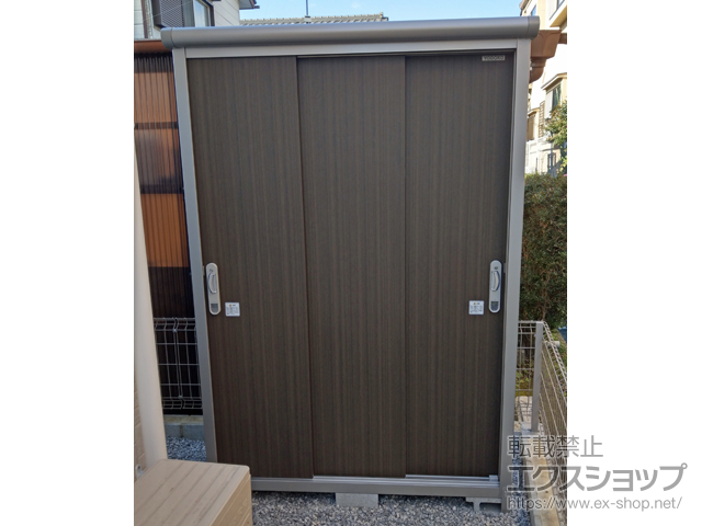 埼玉県北本市のの物置・屋外倉庫 エスモ 一般型 1350×520×1959 ESE-1305A-DW 施工例