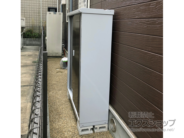 東京都武蔵野市のの物置・屋外倉庫 シンプリー 一般型 1320×415×1603 MJX-134D-TB 施工例