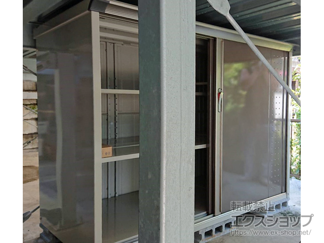 神奈川県横浜市のの物置・屋外倉庫 グランプレステージジャンプ 1879×900×1400（GP-199C-F） GP-199C-F-CB 施工例