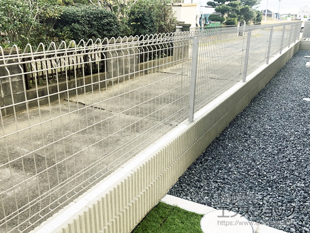 茨城県神栖市ののフェンス・柵 メッシュフェンス G10-R 自由柱 施工例