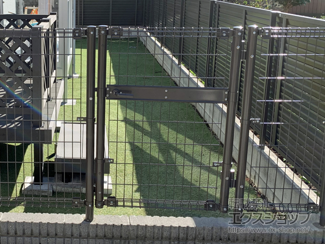 千葉県柏市のの門扉 ハイグリッド門扉N1型 片開き　柱使用 施工例