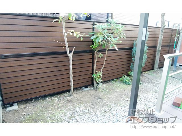 愛知県名古屋市ののフェンス・柵 モクアルフェンス 目隠しタイプ 2段支柱 自立建て用（パネル2段） 施工例