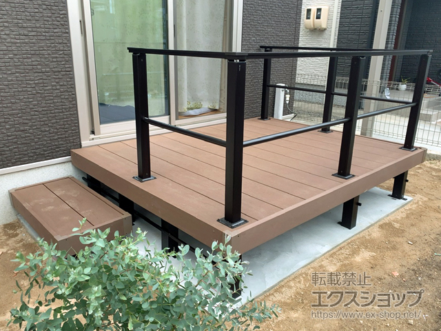 広島県広島市ののウッドデッキ リウッドデッキ 200 施工例