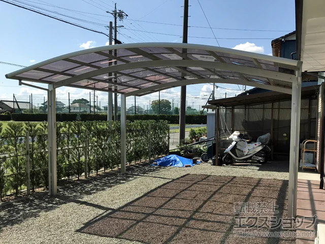 静岡県焼津市のYKKAPのカーポート レイナツインポートグラン　積雪～20cm対応 施工例