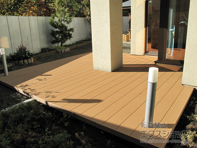 北海道札幌市ののウッドデッキ バルコニー用 リウッドデッキ200 施工例