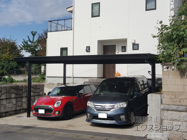 栃木県足利市のLIXIL リクシル（トステム）のカーポート テリオスポートIII 900 2台用 角柱4本柱 積雪〜30cm対応 施工例