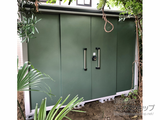 神奈川県茅ヶ崎市のの物置・屋外倉庫 エルモ 一般型 2920×1520×2120（LMD-2915） LMD-2915-EG 施工例