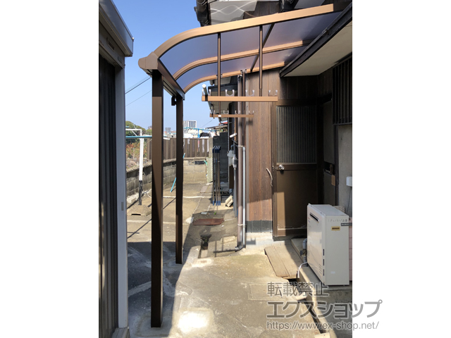 福岡県北九州市ののテラス屋根 プレシオステラスII R型 テラスタイプ 単体 積雪〜20cm対応 施工例