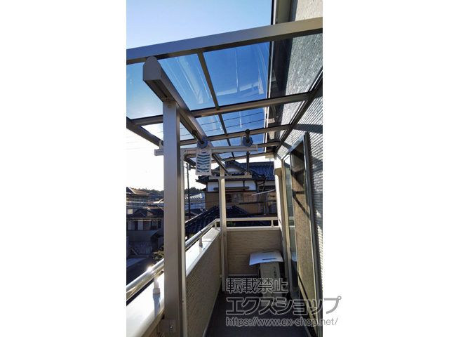 千葉県成田市ののバルコニー・ベランダ屋根 プレシオステラスII F型 屋根タイプ 単体 積雪〜20cm対応 施工例