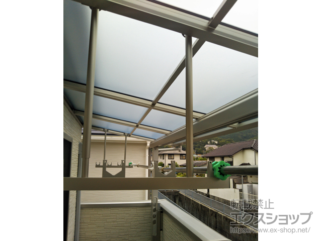 兵庫県神戸市ののバルコニー・ベランダ屋根 ソラリア F型 屋根タイプ 単体 積雪〜20cm対応 施工例