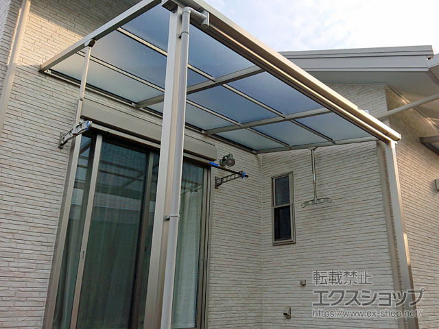 長崎県佐世保市ののテラス屋根 ソラリア F型 テラスタイプ 単体 積雪〜20cm対応 施工例