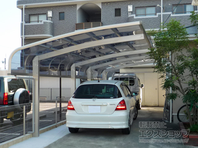 愛知県安城市ののカーポート レイナキャップポートグラン 縦連棟　積雪〜20cm対応 施工例