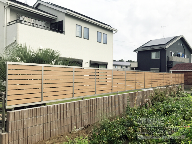 茨城県土浦市ののフェンス・柵 セレビューフェンス RP3型 自在柱 施工例