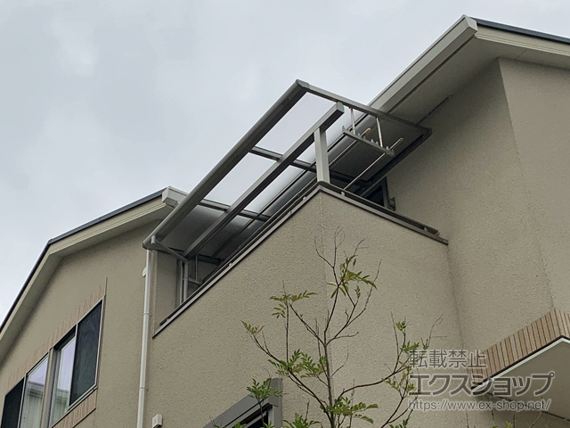 神奈川県横浜市ののバルコニー・ベランダ屋根 ソラリア F型 屋根タイプ 単体 積雪〜20cm対応 施工例