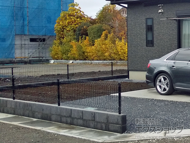 栃木県宇都宮市ののフェンス・柵 イーネットフェンス 3F型 自由柱施工 施工例