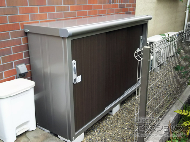 千葉県松戸市のの物置・屋外倉庫 エスモ 一般型 1797×520×1101（ESE-1805Y） ESE-1805Y-DW 施工例