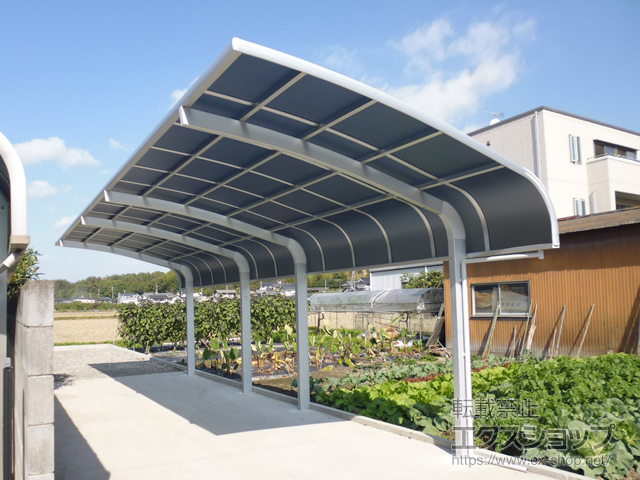 岡山県総社市のLIXIL リクシル（トステム）のカーポート テールポートシグマIII 縦連棟 積雪〜20cm対応 施工例