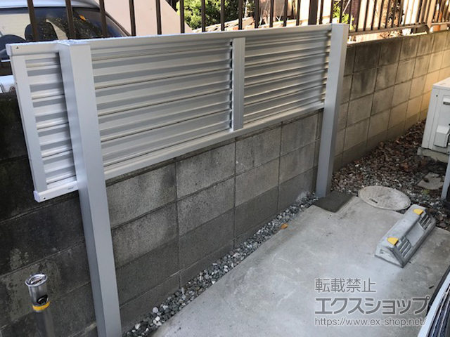 千葉県市川市ののフェンス・柵 ミエーネフェンス 目隠しルーバータイプ 2段支柱 自立建て用（パネル1段） 施工例