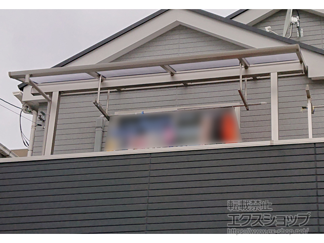 千葉県松戸市ののバルコニー・ベランダ屋根 プレシオステラスII F型 屋根タイプ 単体 積雪〜20cm対応 施工例