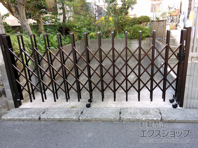 神奈川県川崎市ののカーゲート トリップゲート RC型 ノンレール 片開き 30S 施工例