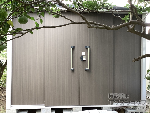 大分県大分市のの物置・屋外倉庫 エルモ 一般型 2920×2920×2116 LMD-2929-DW 施工例