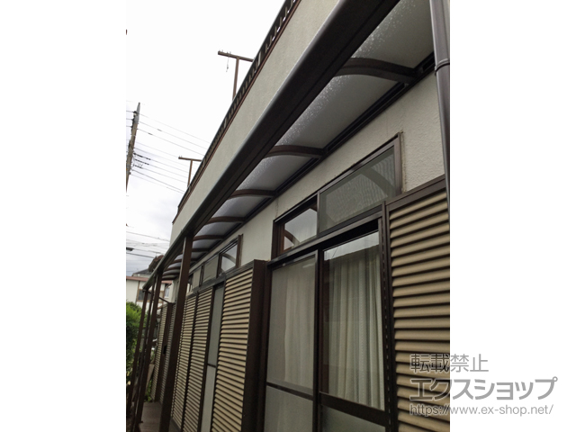 埼玉県入間郡毛呂山町ののテラス屋根 ソラリア R型 テラスタイプ 三連棟 積雪〜20cm対応 施工例