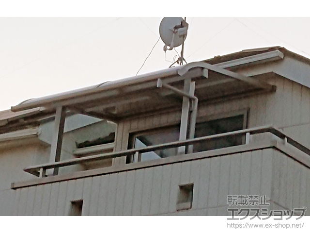 東京都あきる野市ののバルコニー・ベランダ屋根 スピーネ R型 屋根タイプ 単体 積雪〜20cm対応 施工例