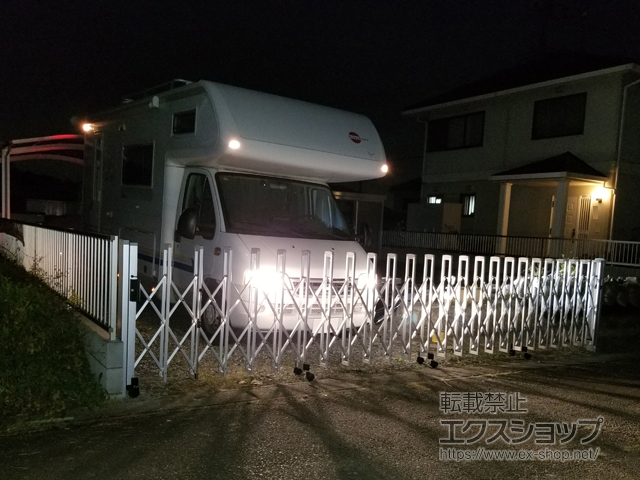 埼玉県大里郡寄居町ののカーゲート トリップゲートII 2型 スタンダード ノンレール 片開き　63S 施工例