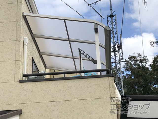 千葉県八千代市ののバルコニー・ベランダ屋根 ソラリア R型 屋根タイプ 単体 積雪〜20cm対応 施工例