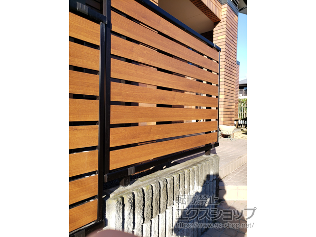 千葉県四街道市ののフェンス・柵 モクアルフェンス 横板タイプ 自由柱施工 施工例