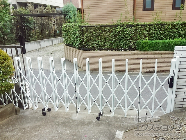 千葉県松戸市ののカーゲート トリップゲートII 2型 スタンダード ノンレール 片開き 40S 施工例