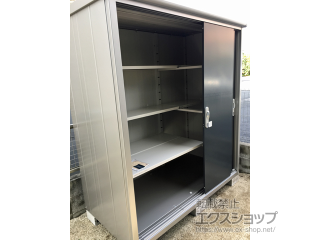 熊本県合志市のの物置・屋外倉庫 エスモ 一般型 1797×900×1959（ESE-1809A） ESE-1809A-SM 施工例