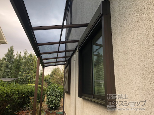 神奈川県藤沢市ののテラス屋根 ソラリア F型 テラスタイプ 連棟 積雪〜20cm対応 施工例