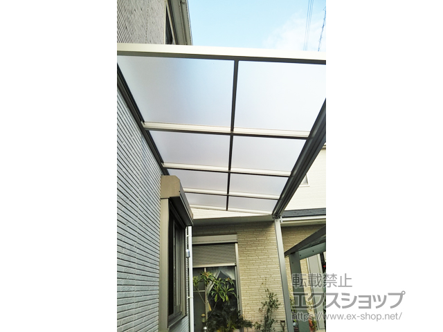 大阪府枚方市ののテラス屋根 ソラリア F型 テラスタイプ 単体 積雪〜20cm対応 施工例