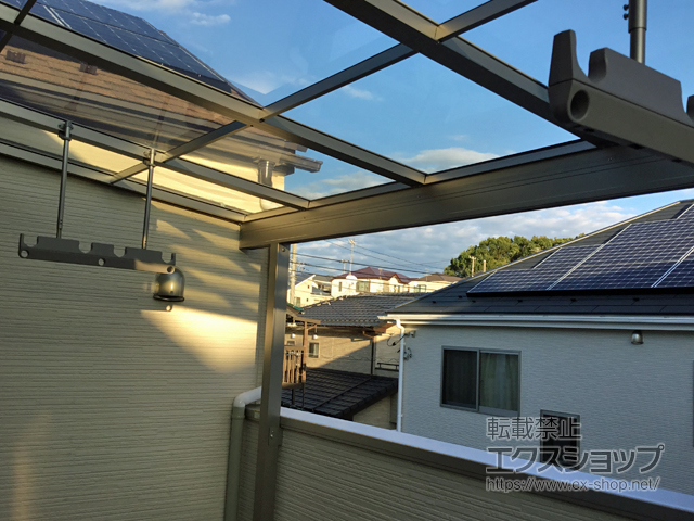 千葉県船橋市のLIXIL リクシル（トステム）のバルコニー・ベランダ屋根 パワーアルファ F型 屋根タイプ 単体 積雪〜30cm対応 施工例