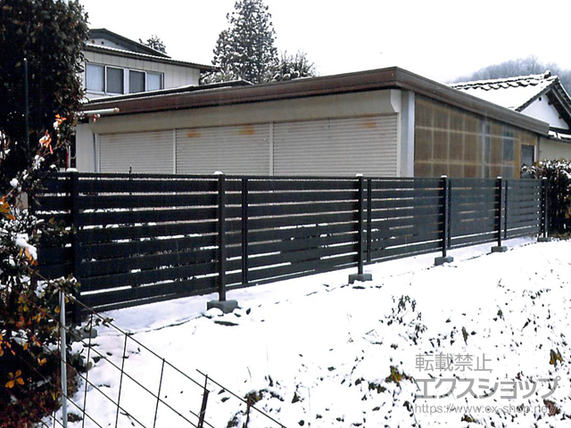 福島県伊達郡川俣町ののフェンス・柵 モクアルフェンス 横板タイプ　自由柱施工 施工例