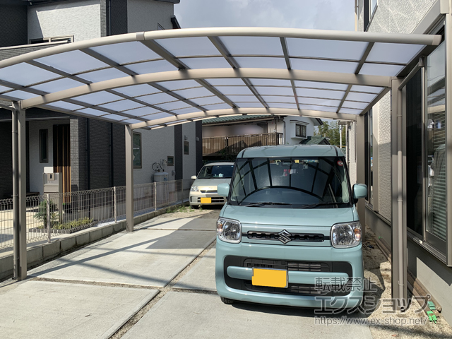 熊本県熊本市ののカーポート ネスカR (ラウンドスタイル) ワイド 積雪〜20cm対応 施工例