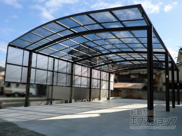 兵庫県宍粟市ののカーポート ネスカR (ラウンドスタイル) ワイド 縦連棟 積雪〜20cm対応 施工例