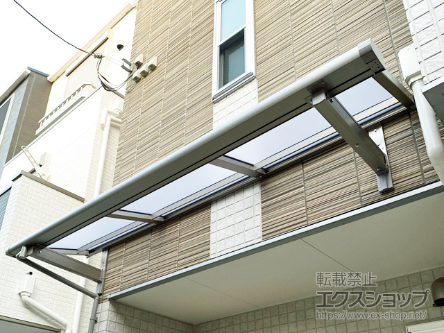 東京都江東区ののバルコニー・ベランダ屋根 スピーネ F型 ルーフタイプ 単体 積雪〜20cm対応 施工例